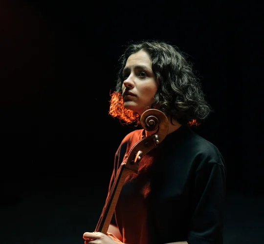 Anastasia Kobekina_c_Nicolas Hudak_Sony Music Entertainment (2)_klein.jpg